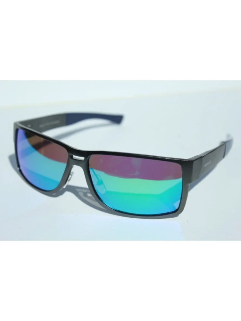 BREED Stratus POLARIZED Sunglasses Gunmetal Aluminum/Green NEW $185 BSG010SR